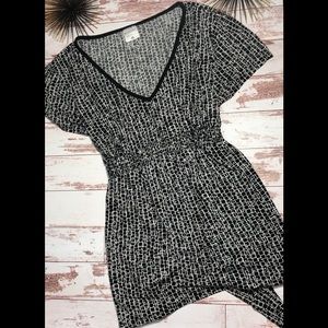 🥳Host Pick🥳 Motherhood Maternity Tunic